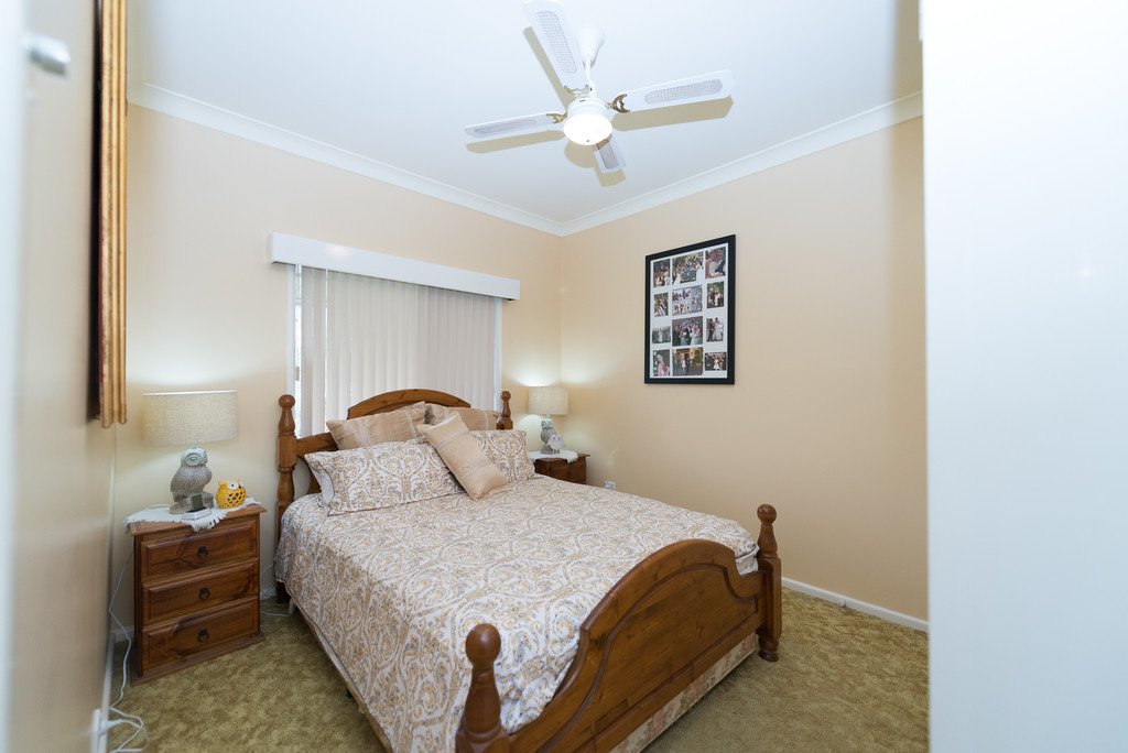 10 Diane Street TAMWORTH 5
