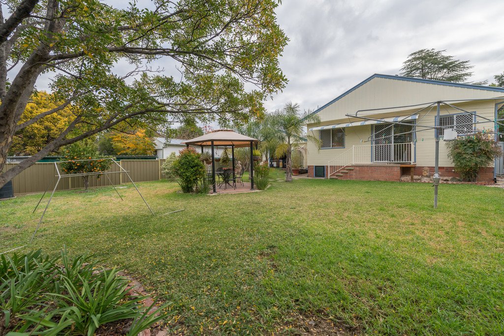 10 Diane Street TAMWORTH 10