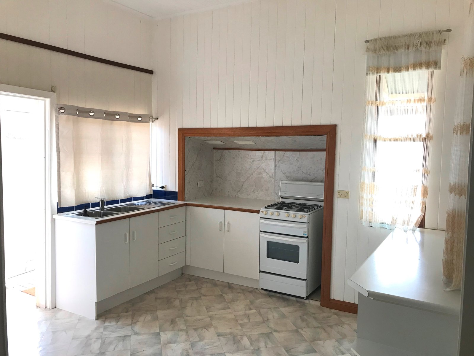 10 Dibley Ave  WILSTON 3