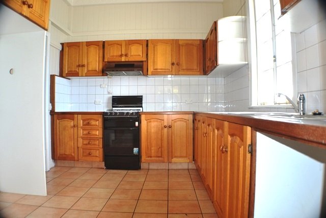 10 Donkin Street NUNDAH 2