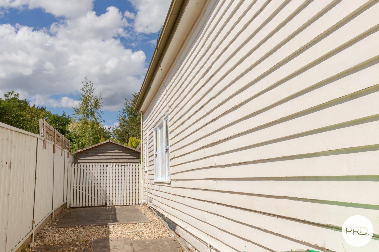 10 Doveton Crescent SOLDIERS HILL 24