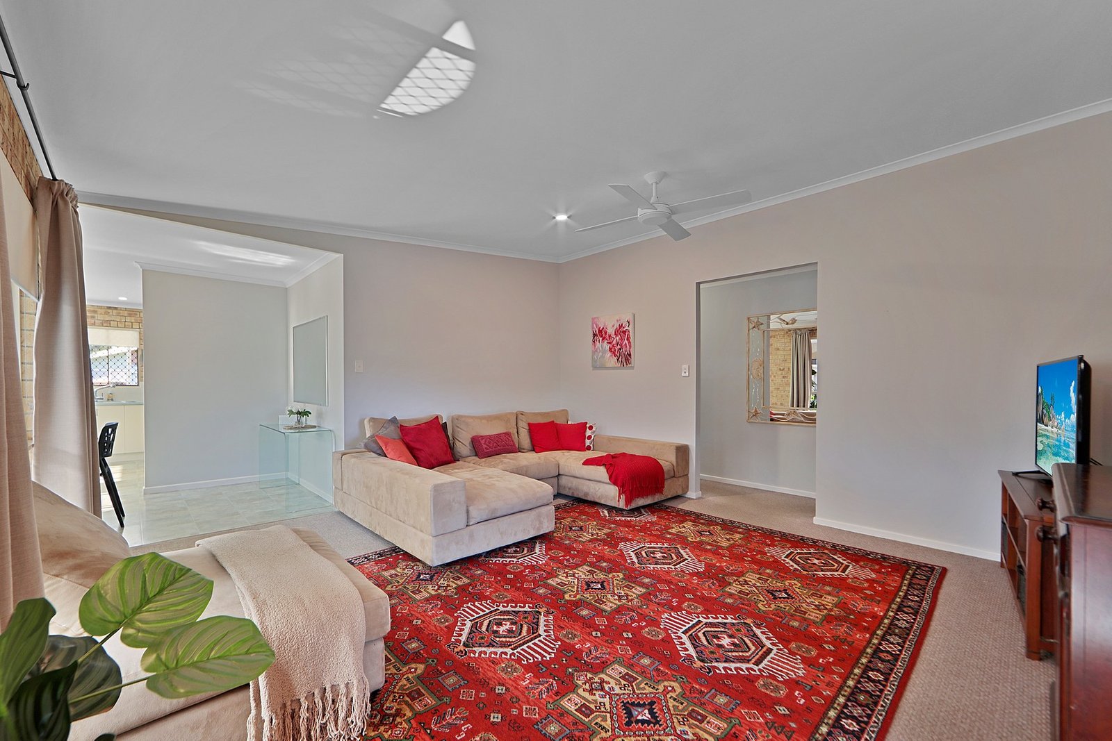 10 Drummond Street URANGAN 12