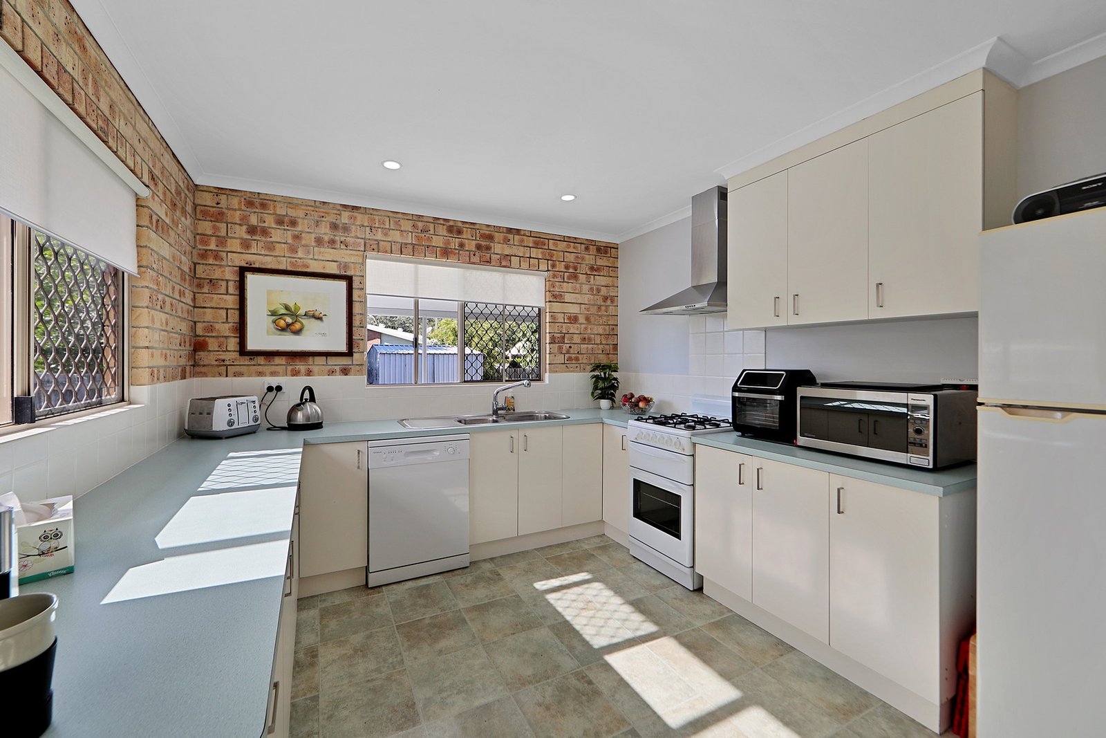 10 Drummond Street URANGAN 14