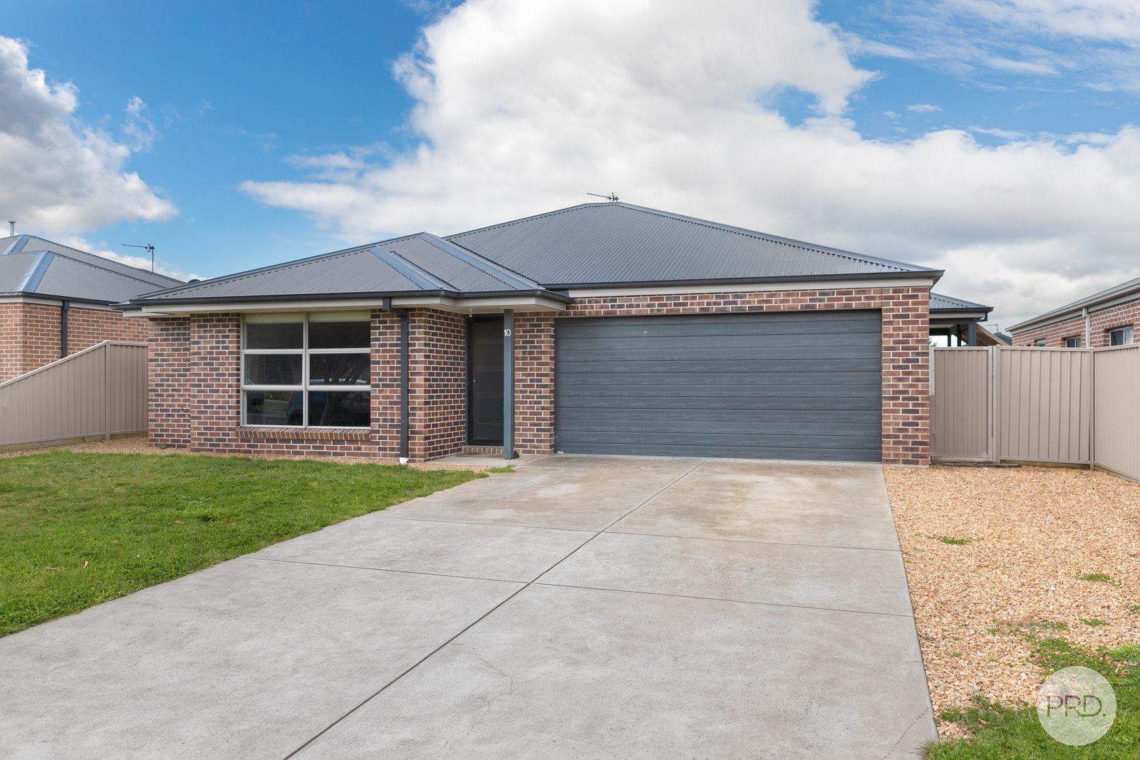 10 Duchess Drive WINTER VALLEY 1