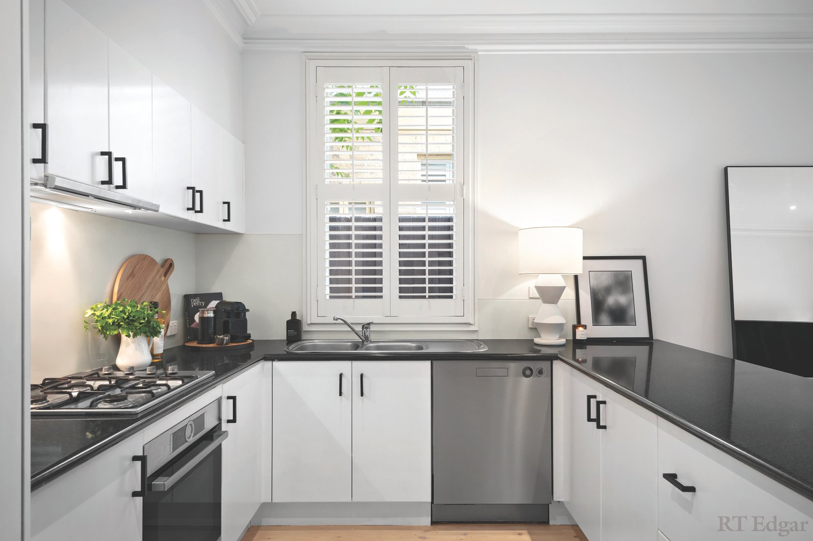 Real Estate and Property in 10 Duke Street, Windsor, VIC