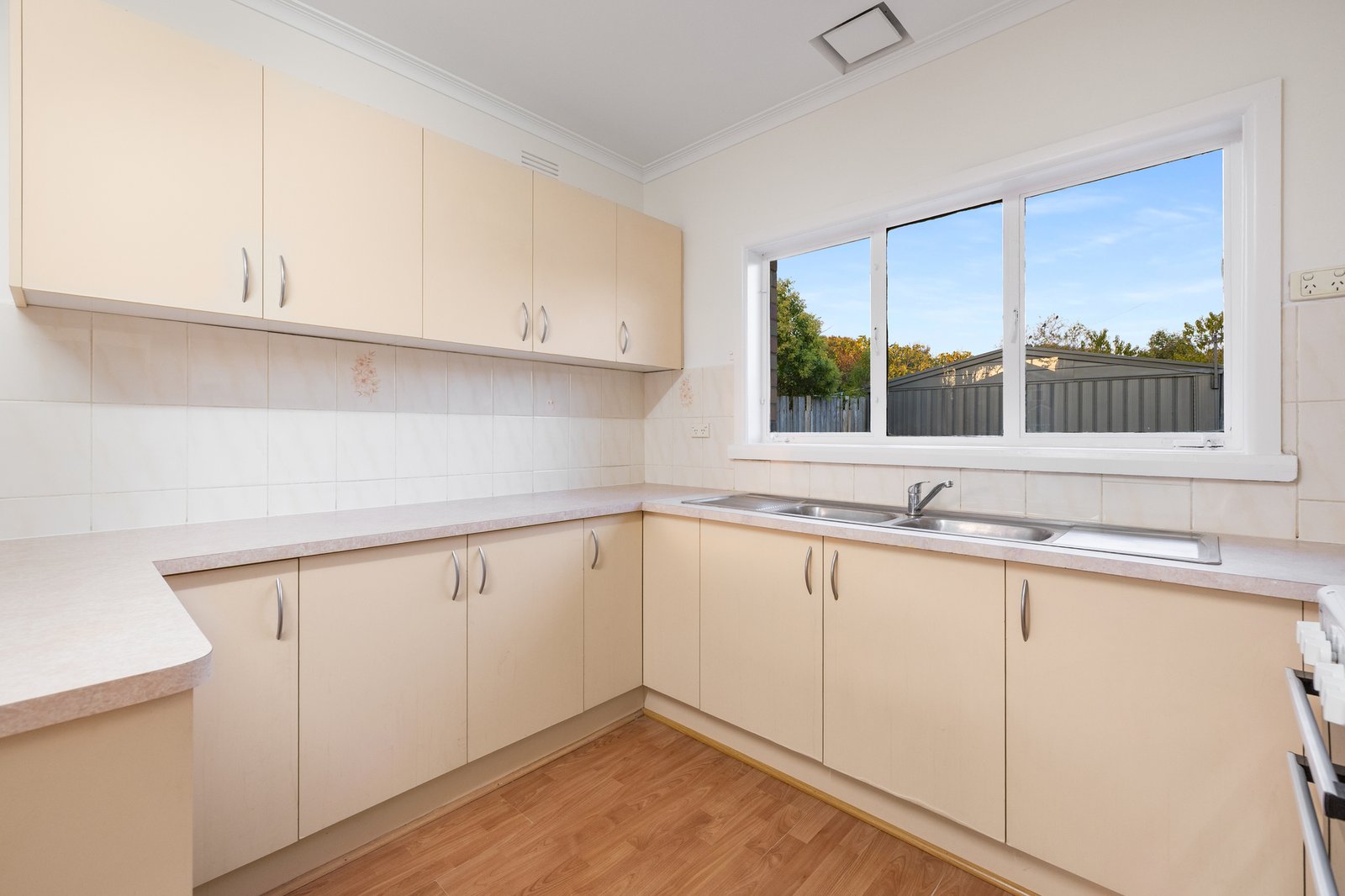 Gallery: 10 Dundee Avenue