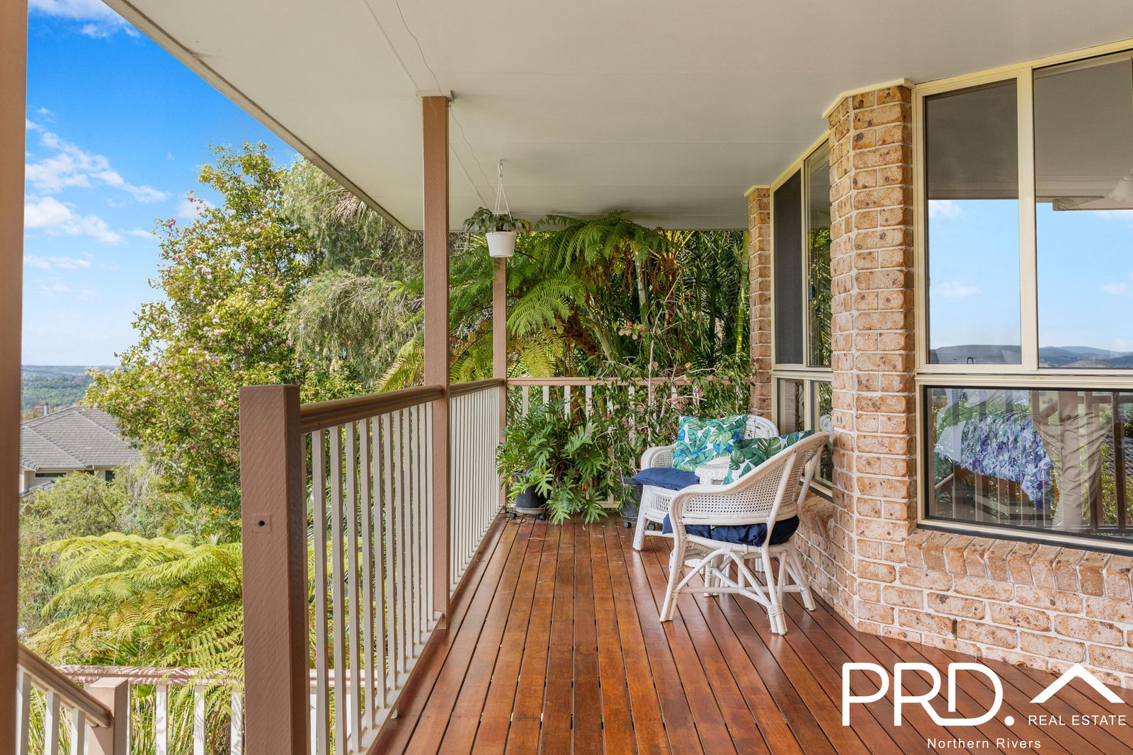 10 Dympna Crescent GOONELLABAH 16