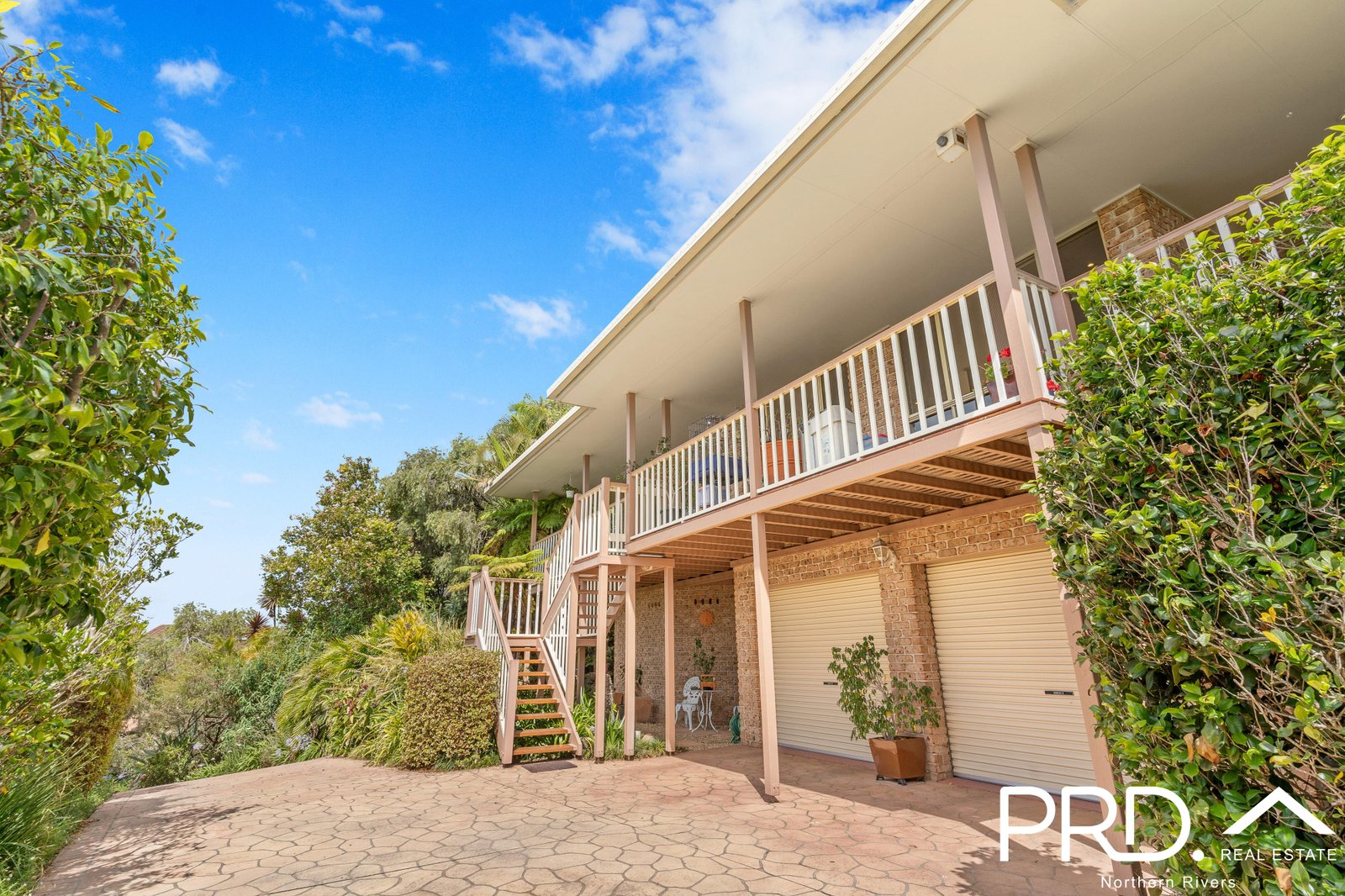 10 Dympna Crescent GOONELLABAH 24