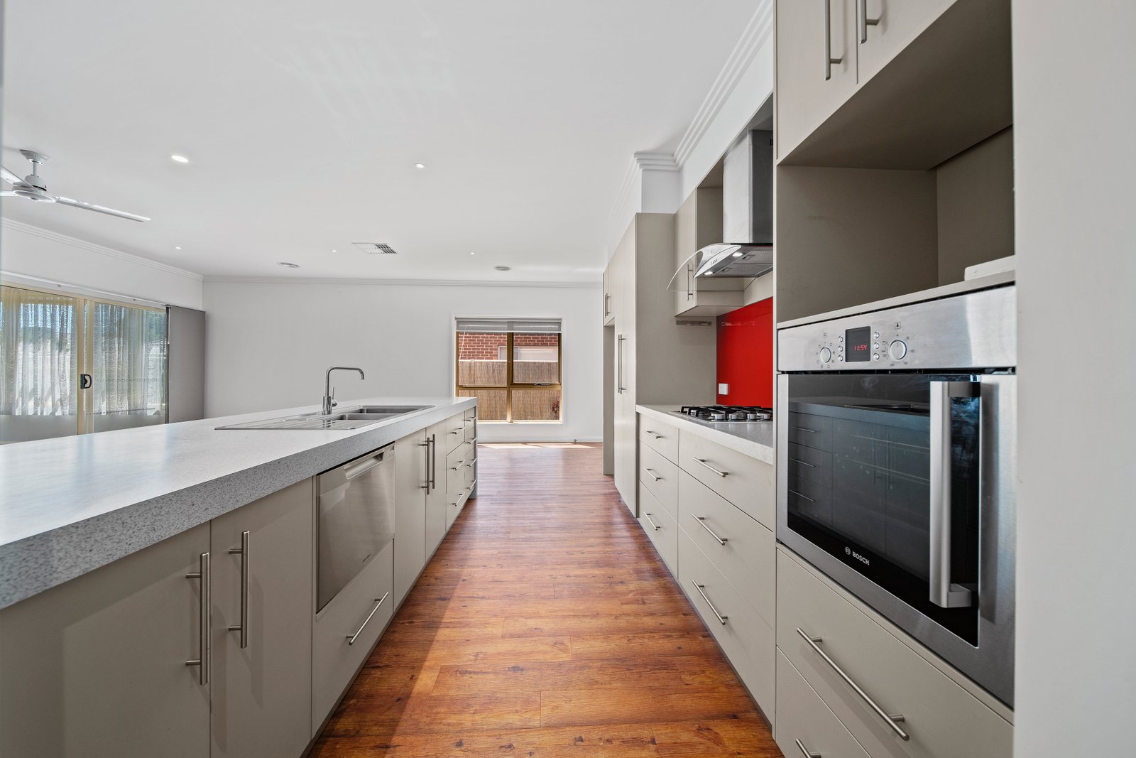 10 Eamont Court STRATHFIELDSAYE 3