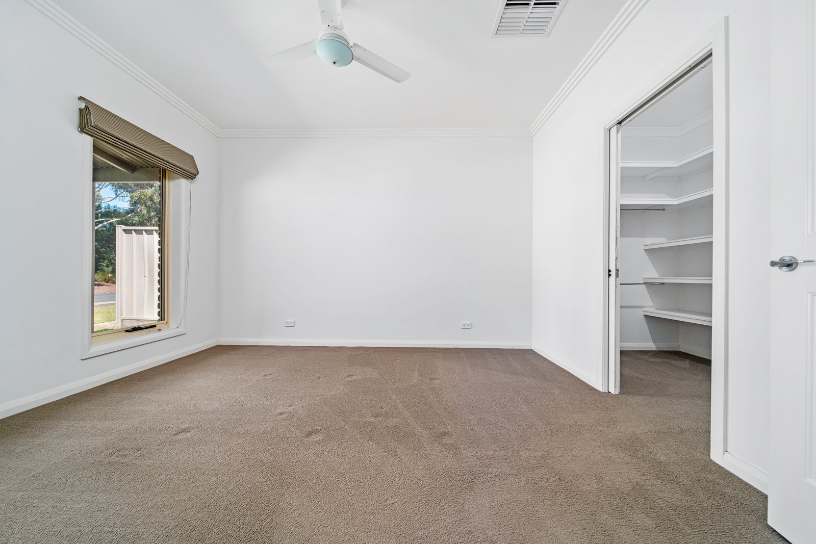 10 Eamont Court STRATHFIELDSAYE 6