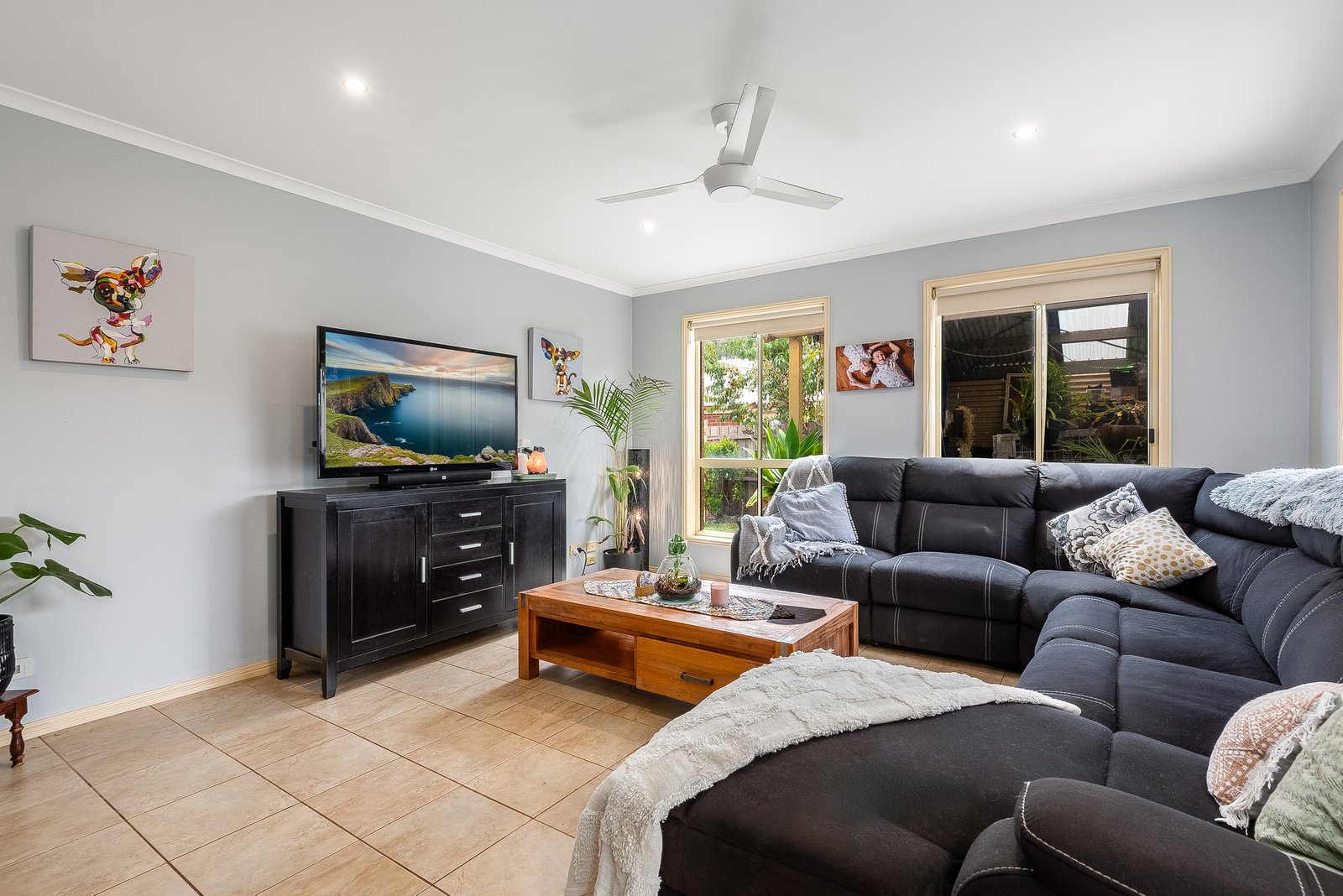 Gallery: 10 Earl Crescent