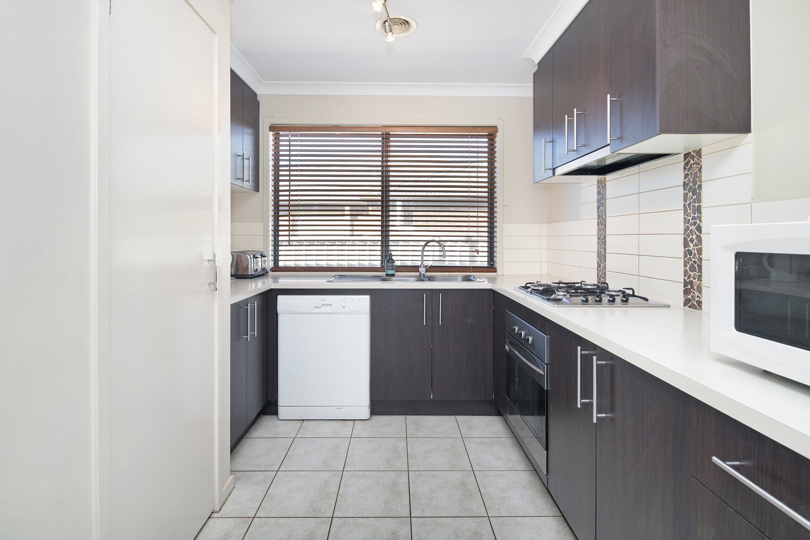 10 Eastview Court SEBASTOPOL 5