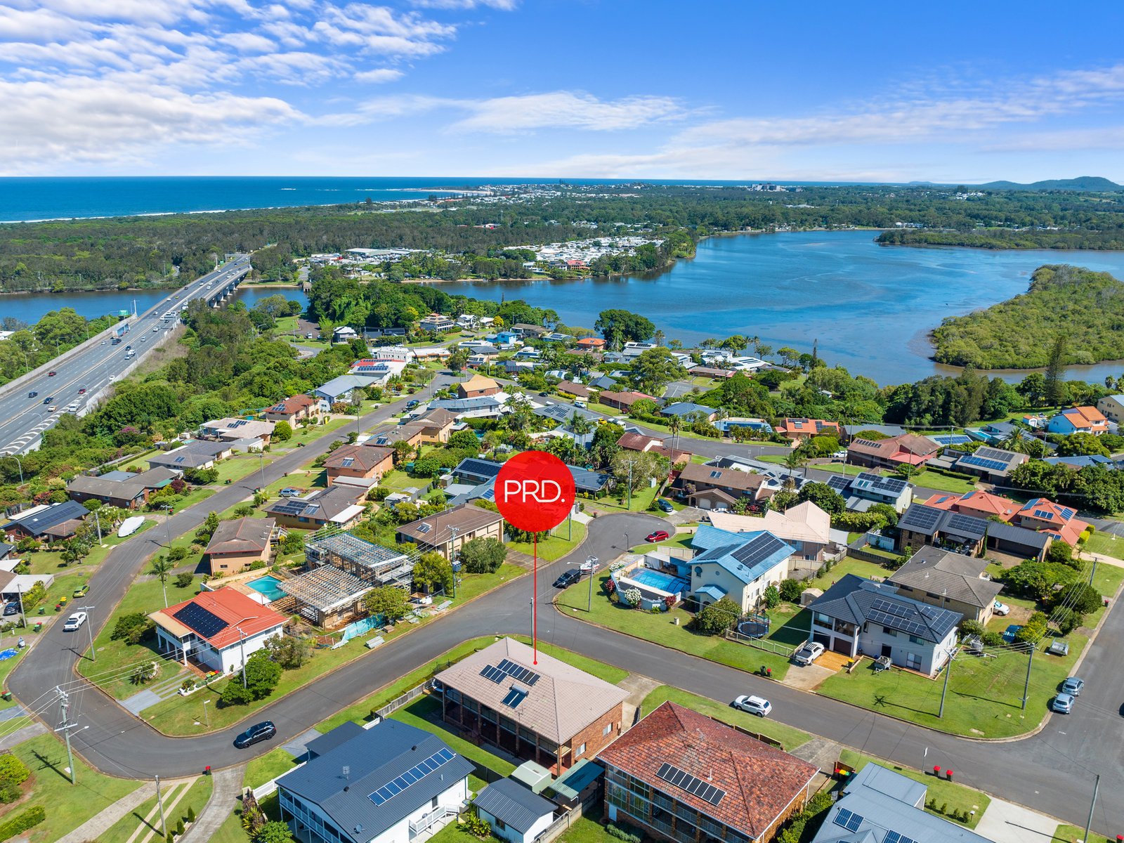 10 Echuca Crescent BANORA POINT 1