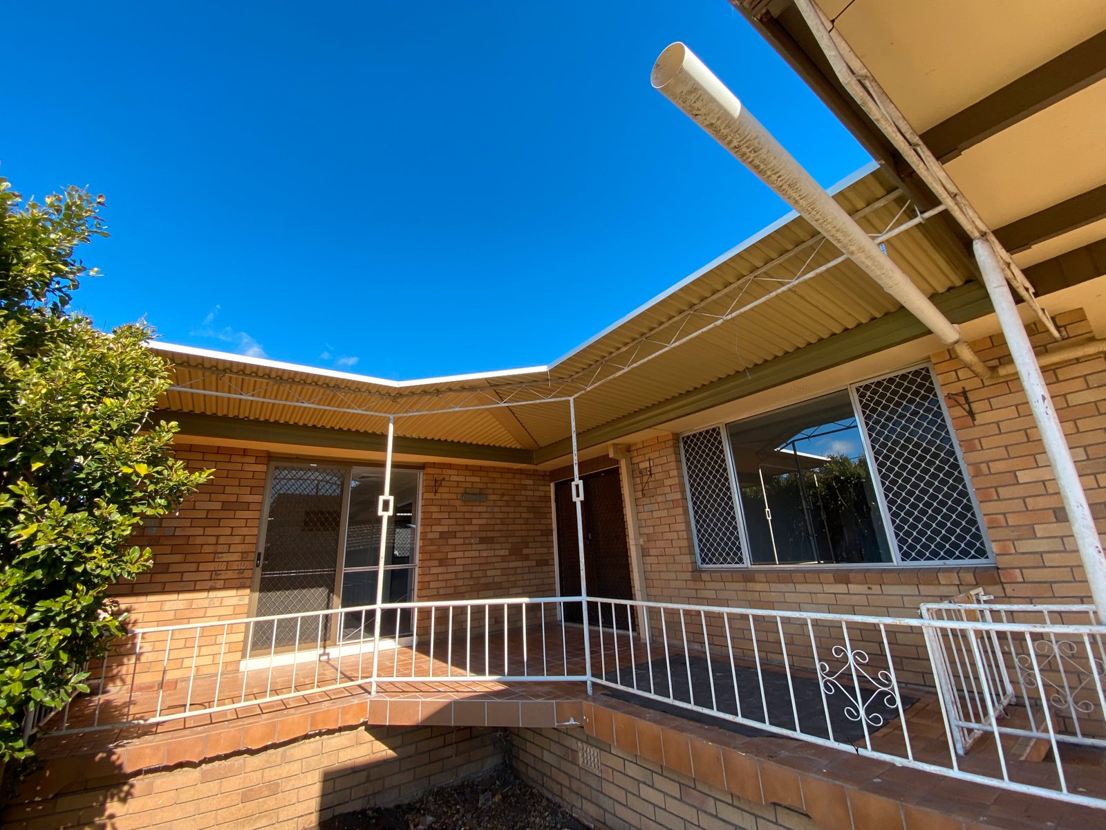 10 Edinburgh Street WEST TAMWORTH 1