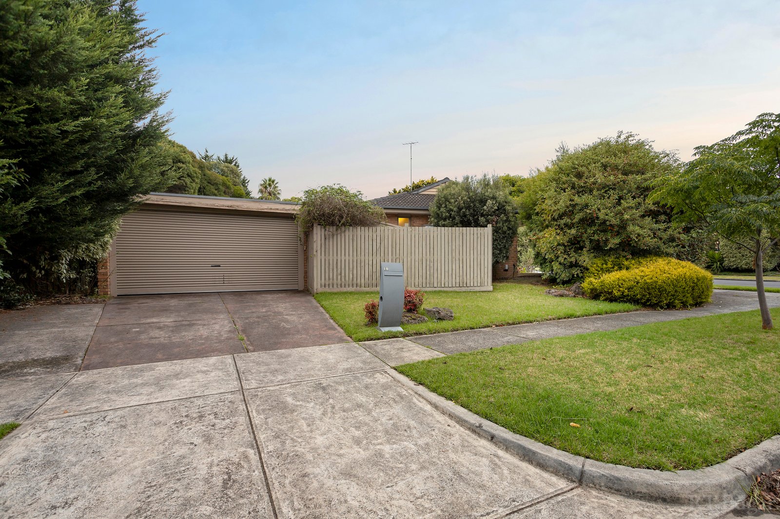 Real Estate and Property in 10 Edmonton Place, Doncaster East, VIC