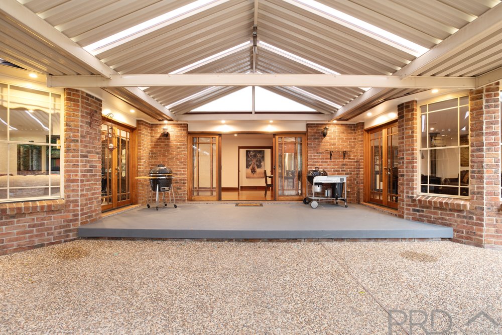 10 Edwards Avenue THORNTON 15