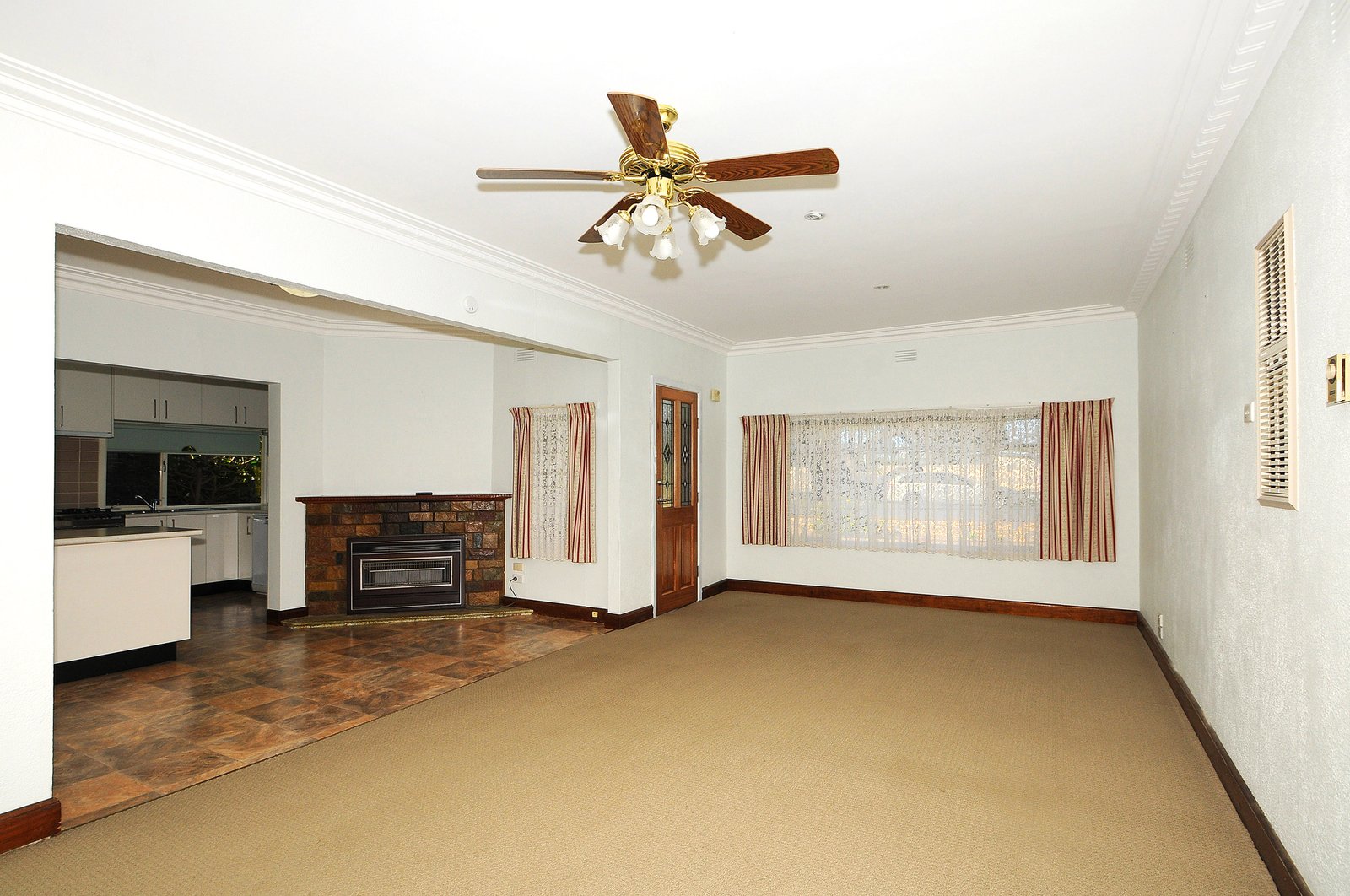 Real Estate and Property in 10 Elizabeth Avenue, Capel Sound, VIC