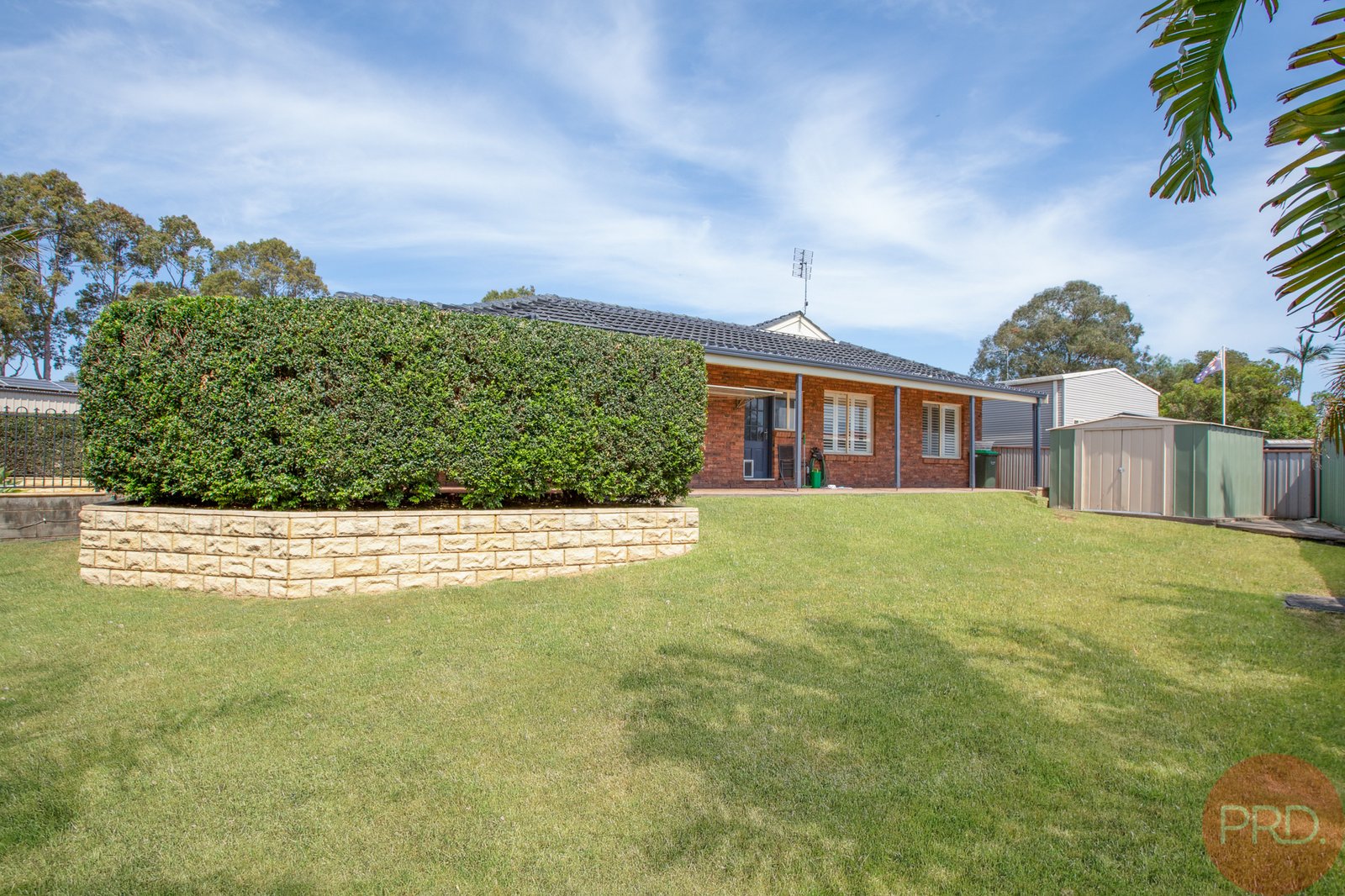 10 Elizabeth Close THORNTON 19