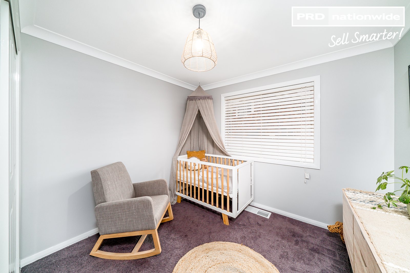 10 Ellwood Close BOURKELANDS 4