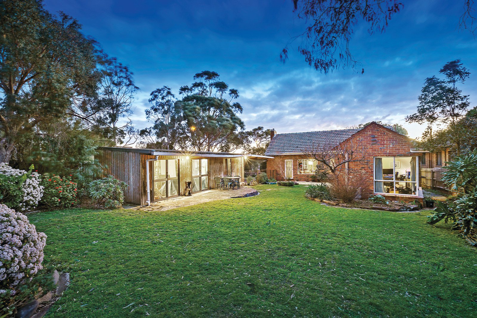 10 Elm Grove, Kew East, VIC