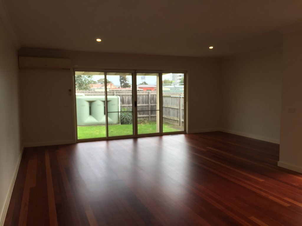 Gallery: 10 Elm Grove