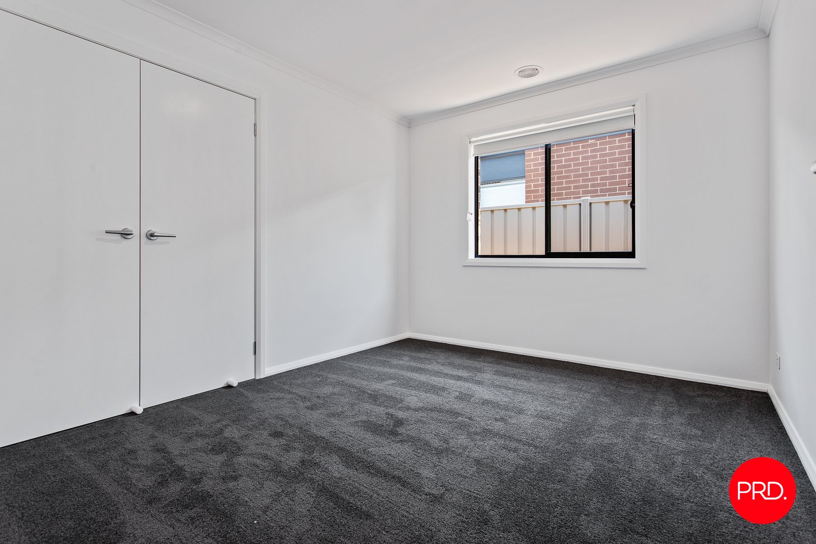 10 Elstead Drive STRATHDALE 9