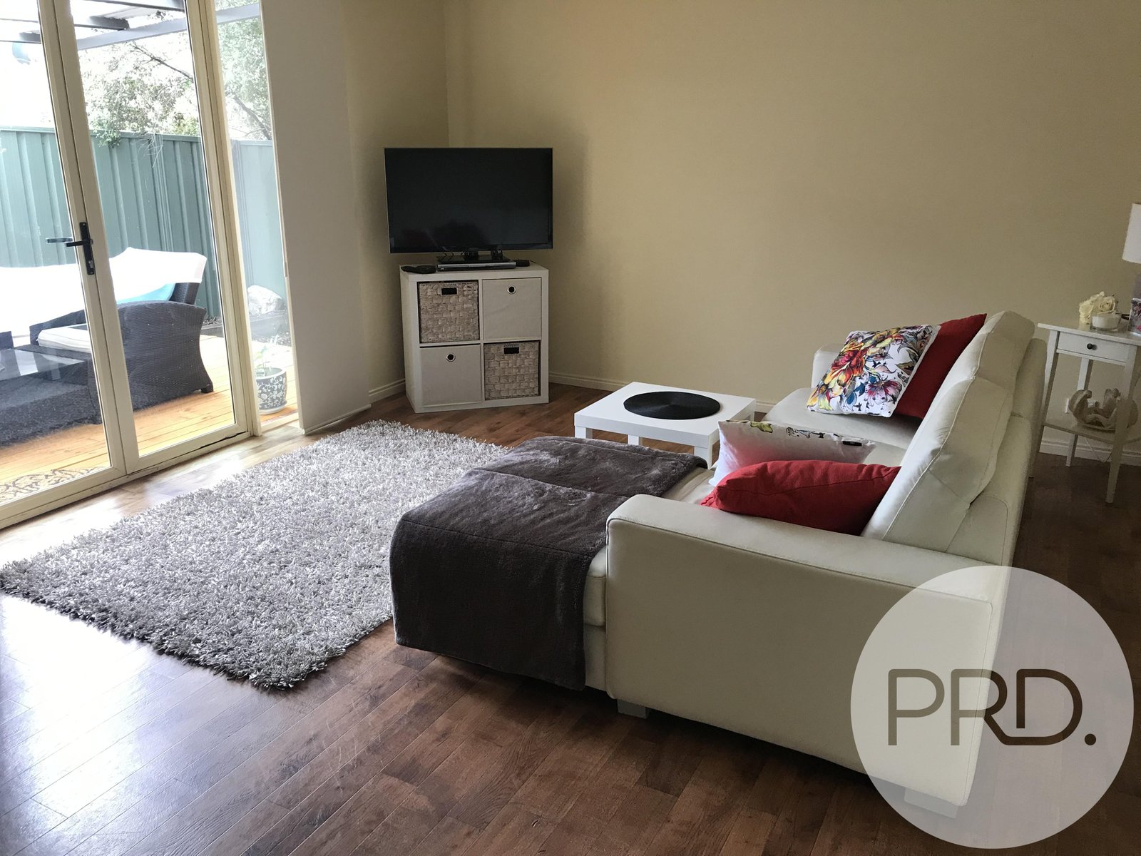 10 Elstead Way LAKE GARDENS 3