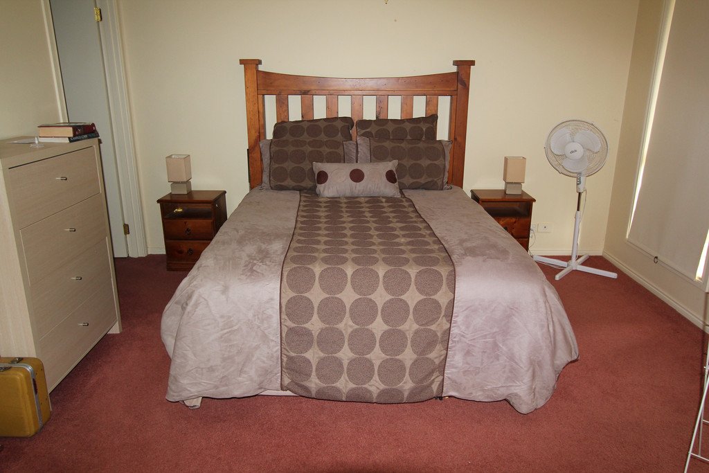 10 Elstead Way LAKE GARDENS 3