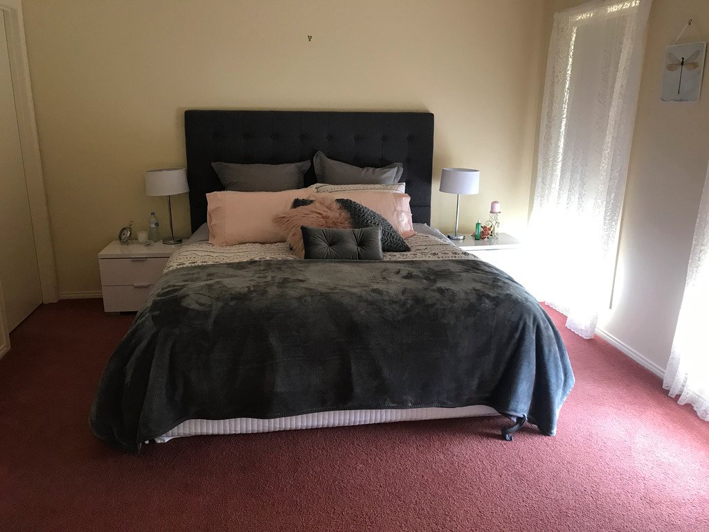 10 Elstead Way LAKE GARDENS 4