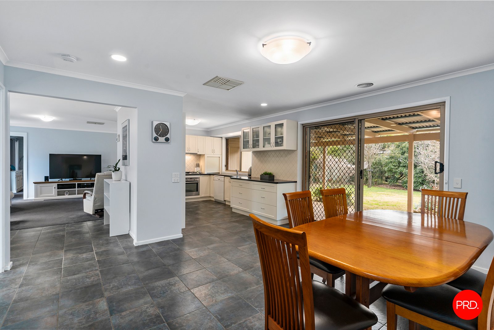 10 Emmaline Drive MAIDEN GULLY 8