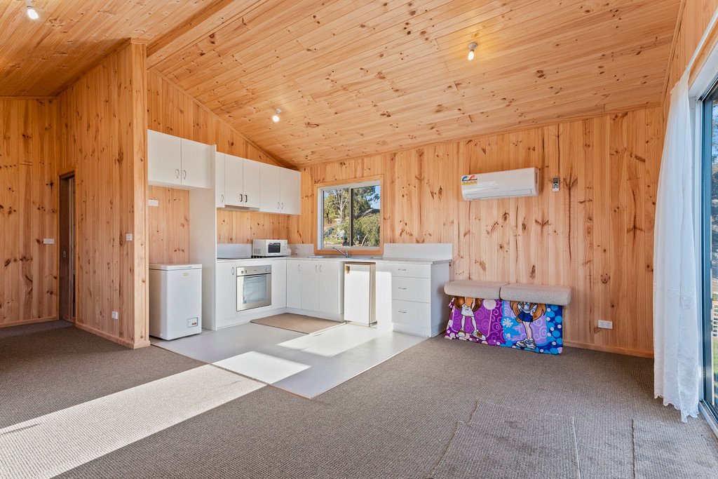 10 Energetic Street LONG GULLY 3
