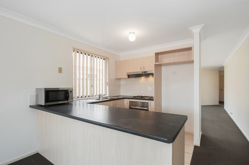 10 Eucalypt Way HORSLEY 2