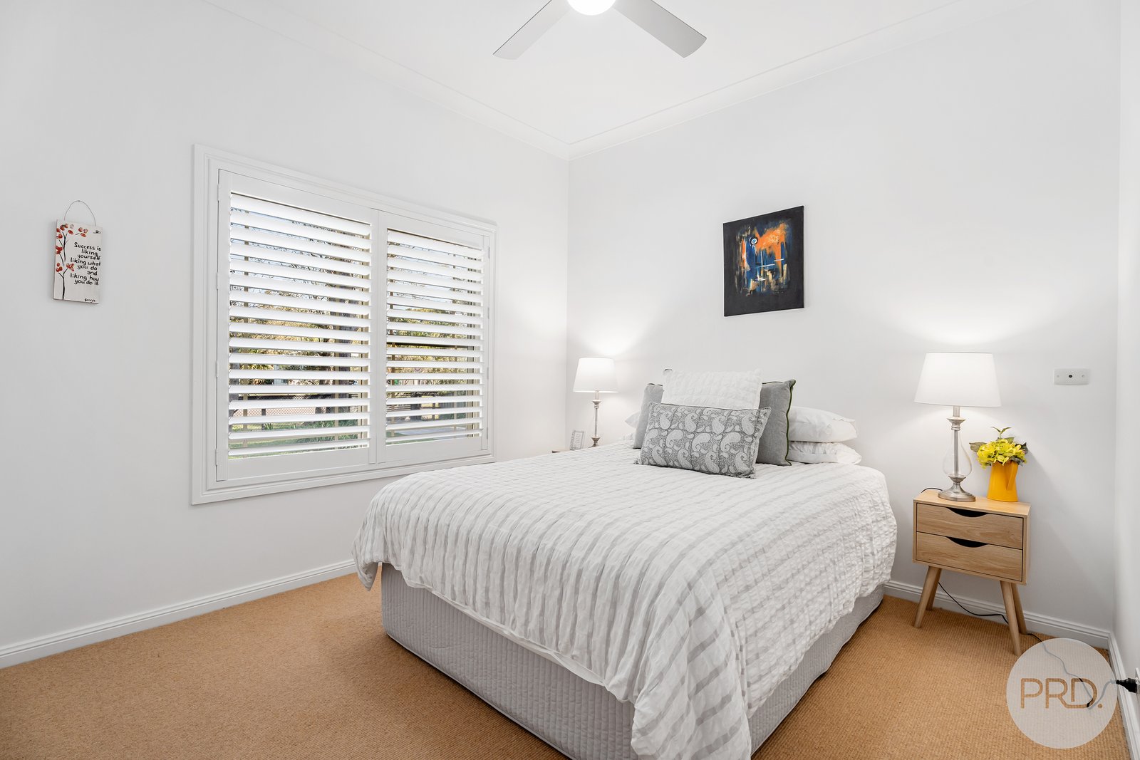 10 Eucalyptus Drive ONE MILE 28