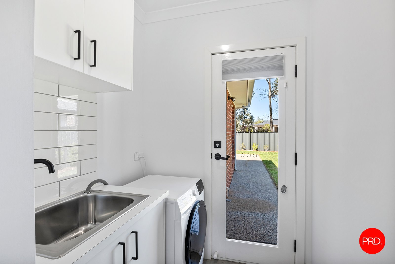 10 Eucalyptus Street JACKASS FLAT 14