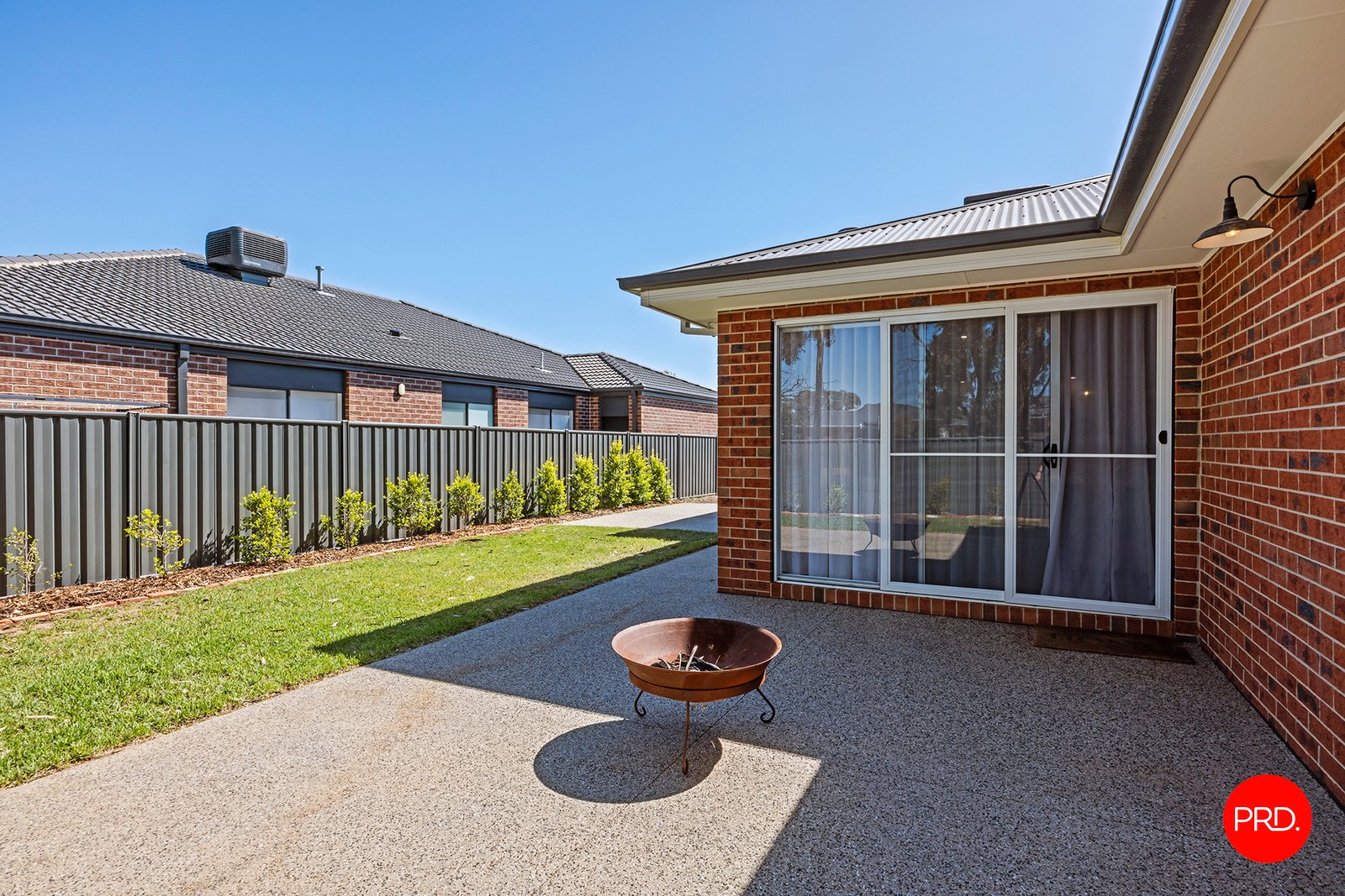 10 Eucalyptus Street JACKASS FLAT 15