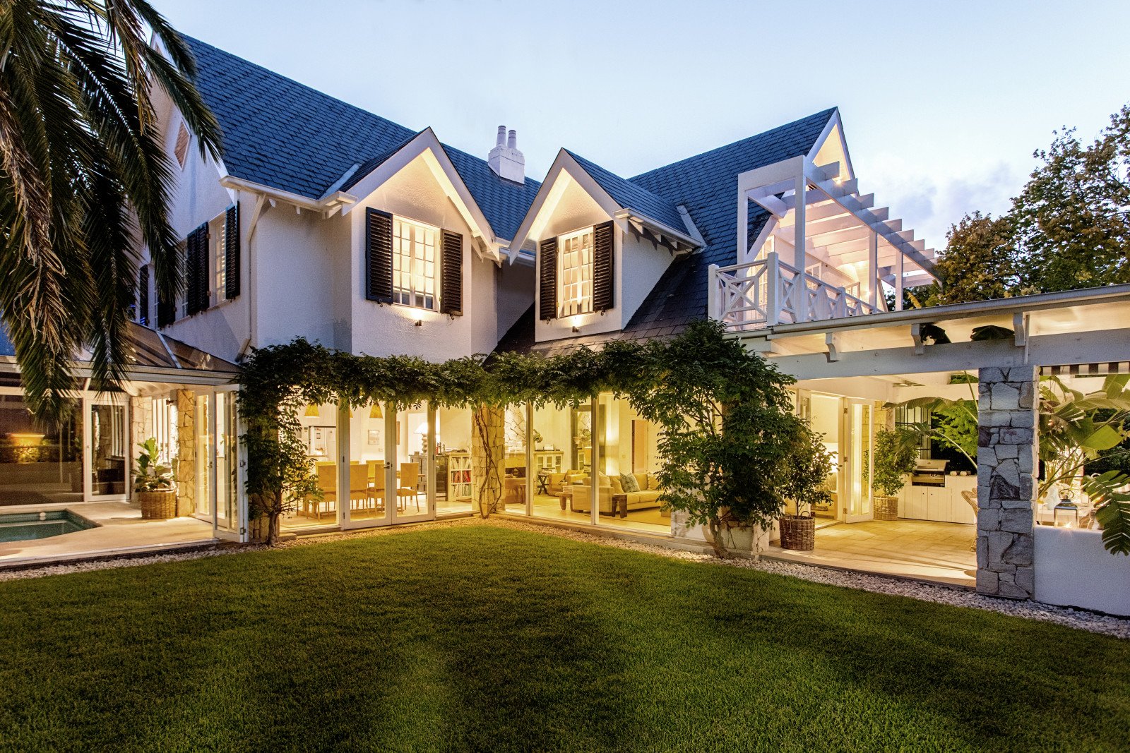 Real Estate and Property in 10 Evans Court, Toorak, VIC