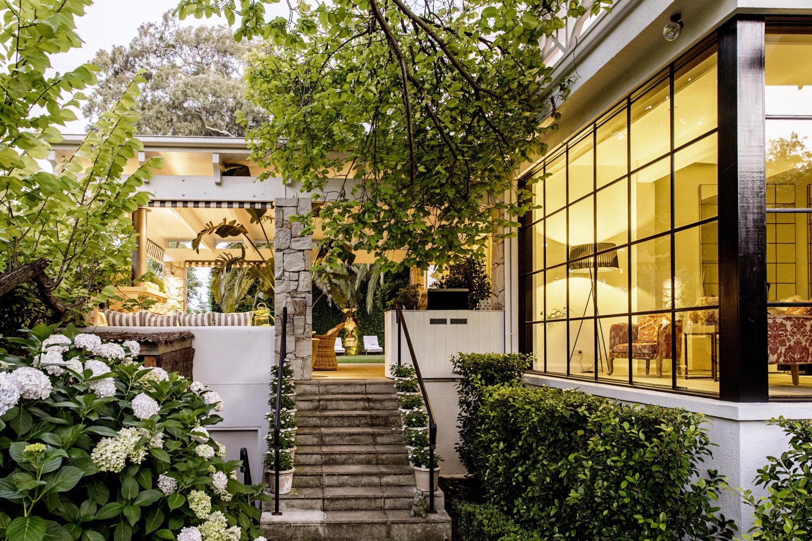 Real Estate and Property in 10 Evans Court, Toorak, VIC