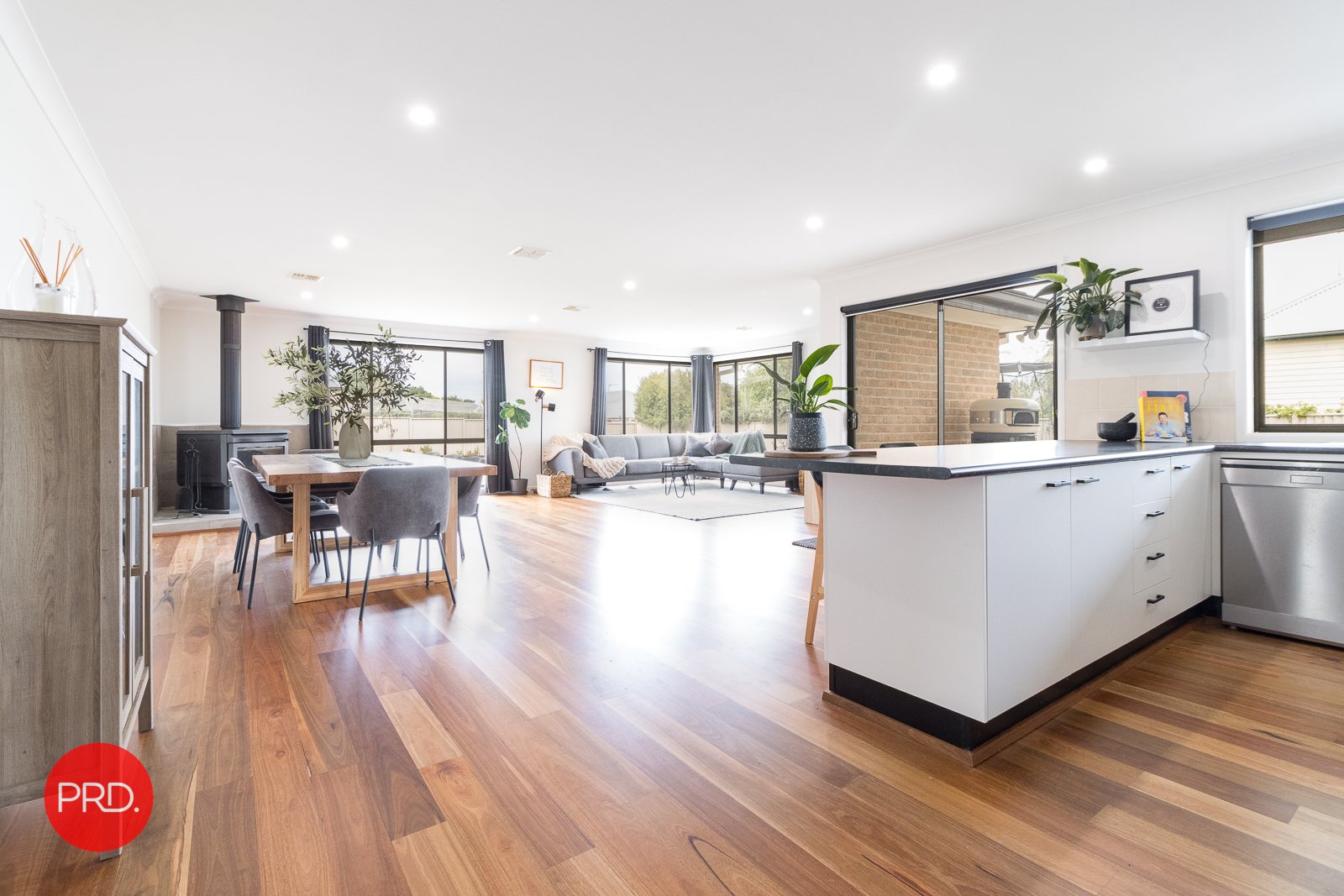 10 Eyre Street BUNGENDORE 5