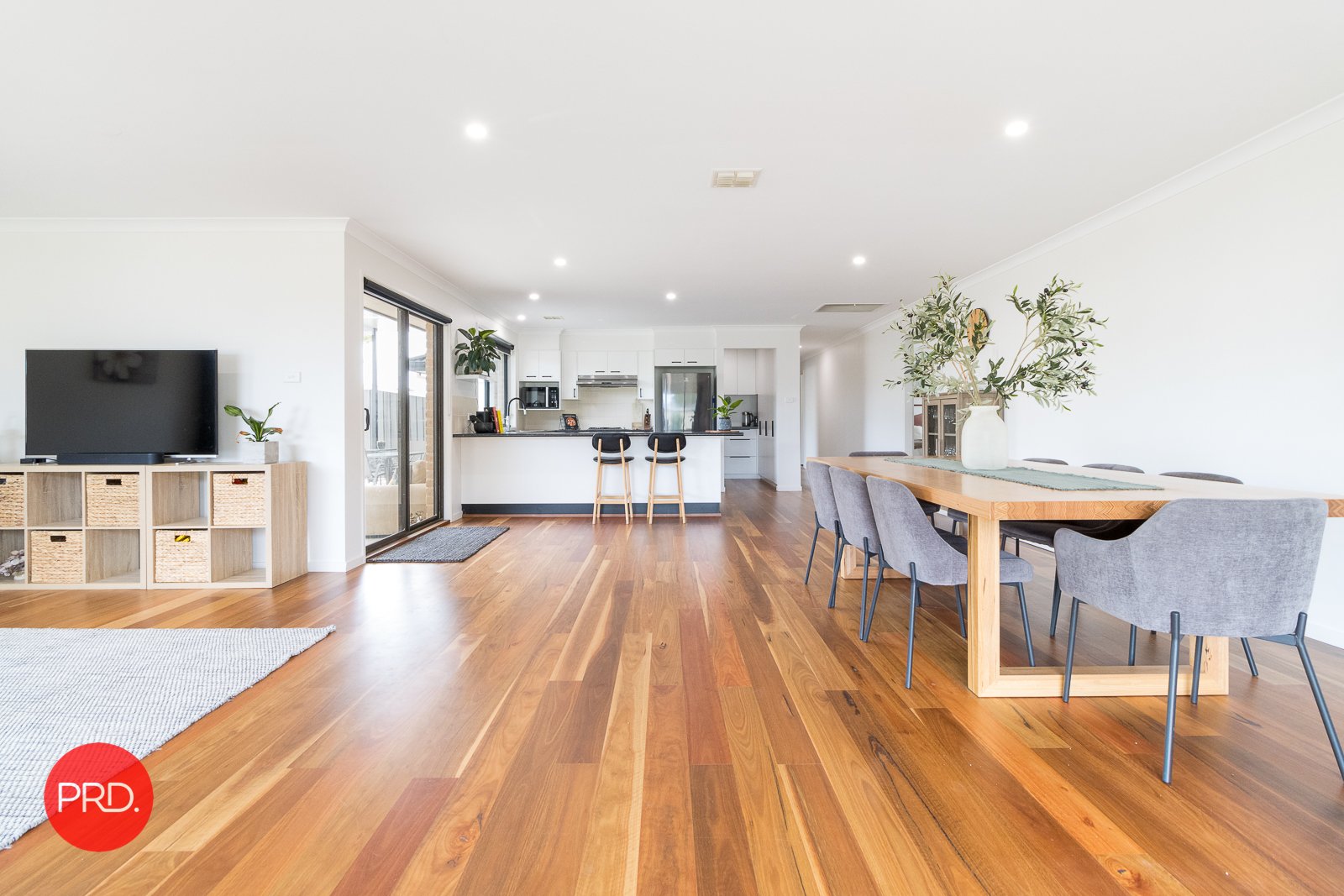 10 Eyre Street BUNGENDORE 10