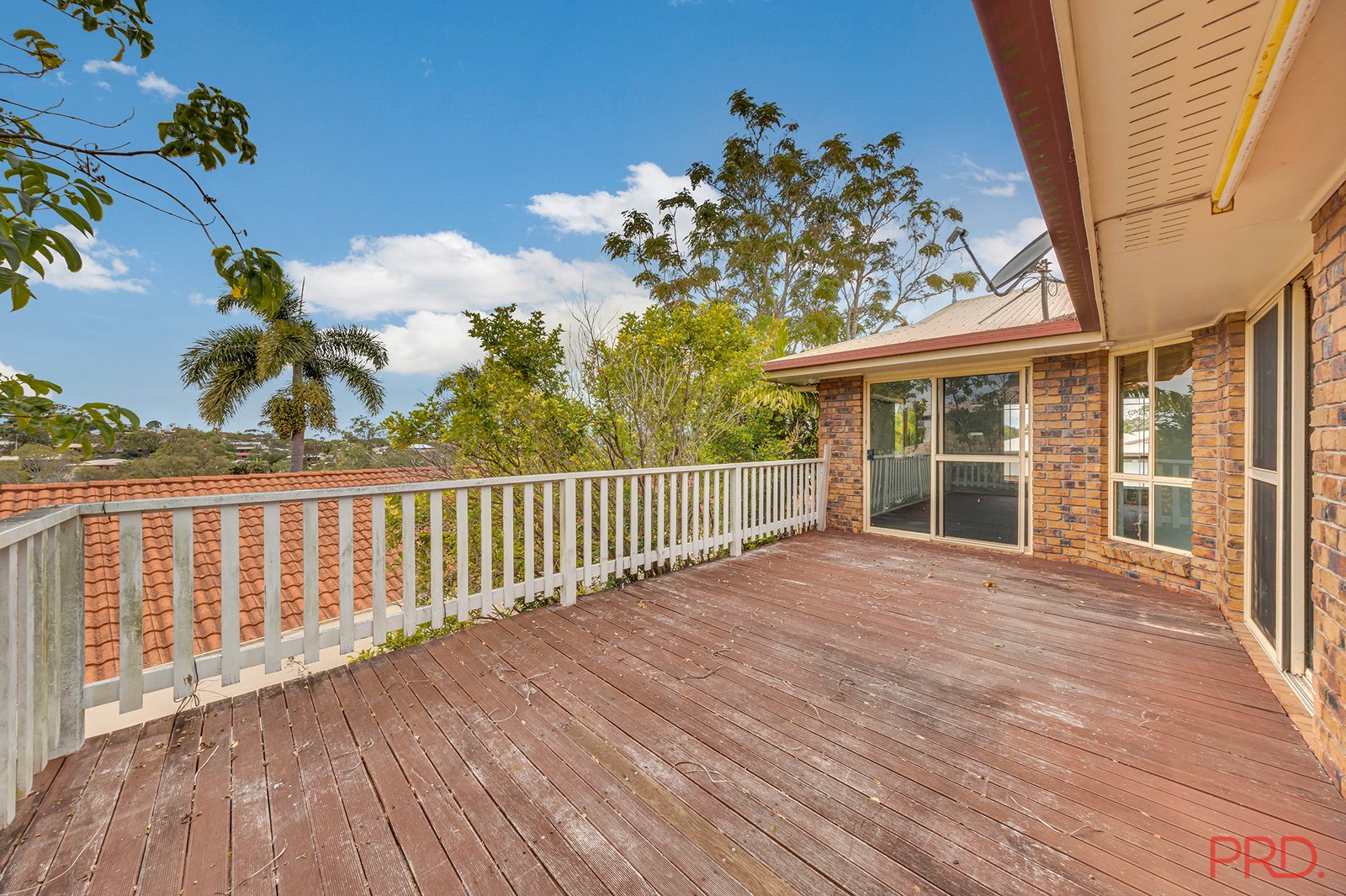 10 Fairbairn Place CLINTON 12
