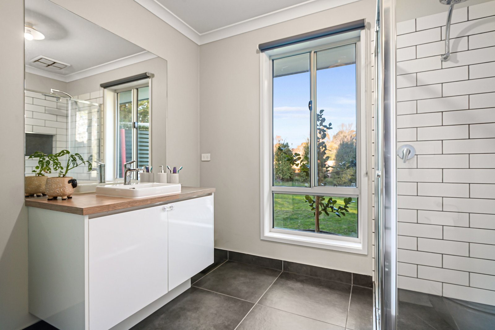 Real Estate and Property in 10 Falls Road, Trentham, VIC