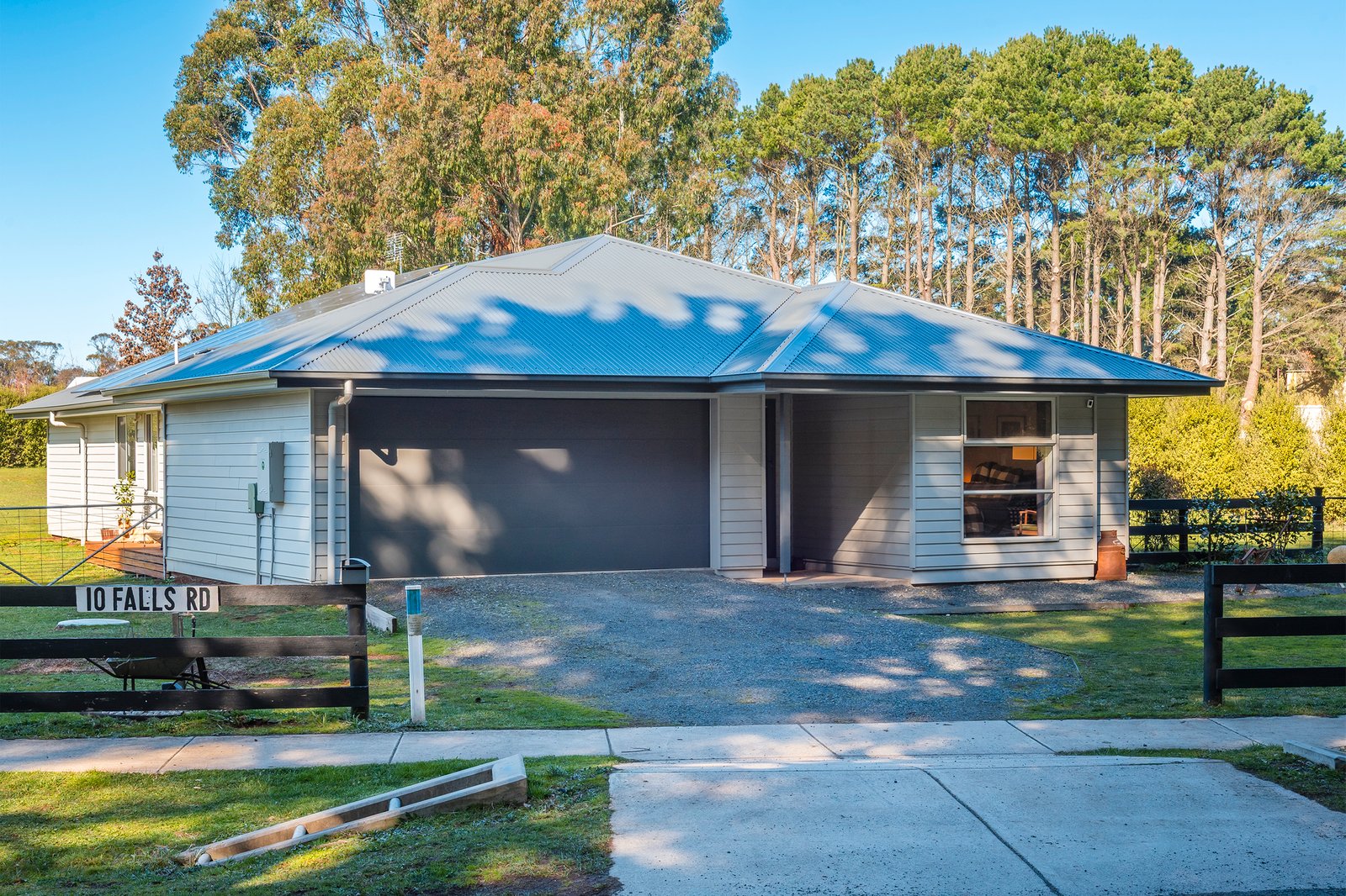 Real Estate and Property in 10 Falls Road, Trentham, VIC