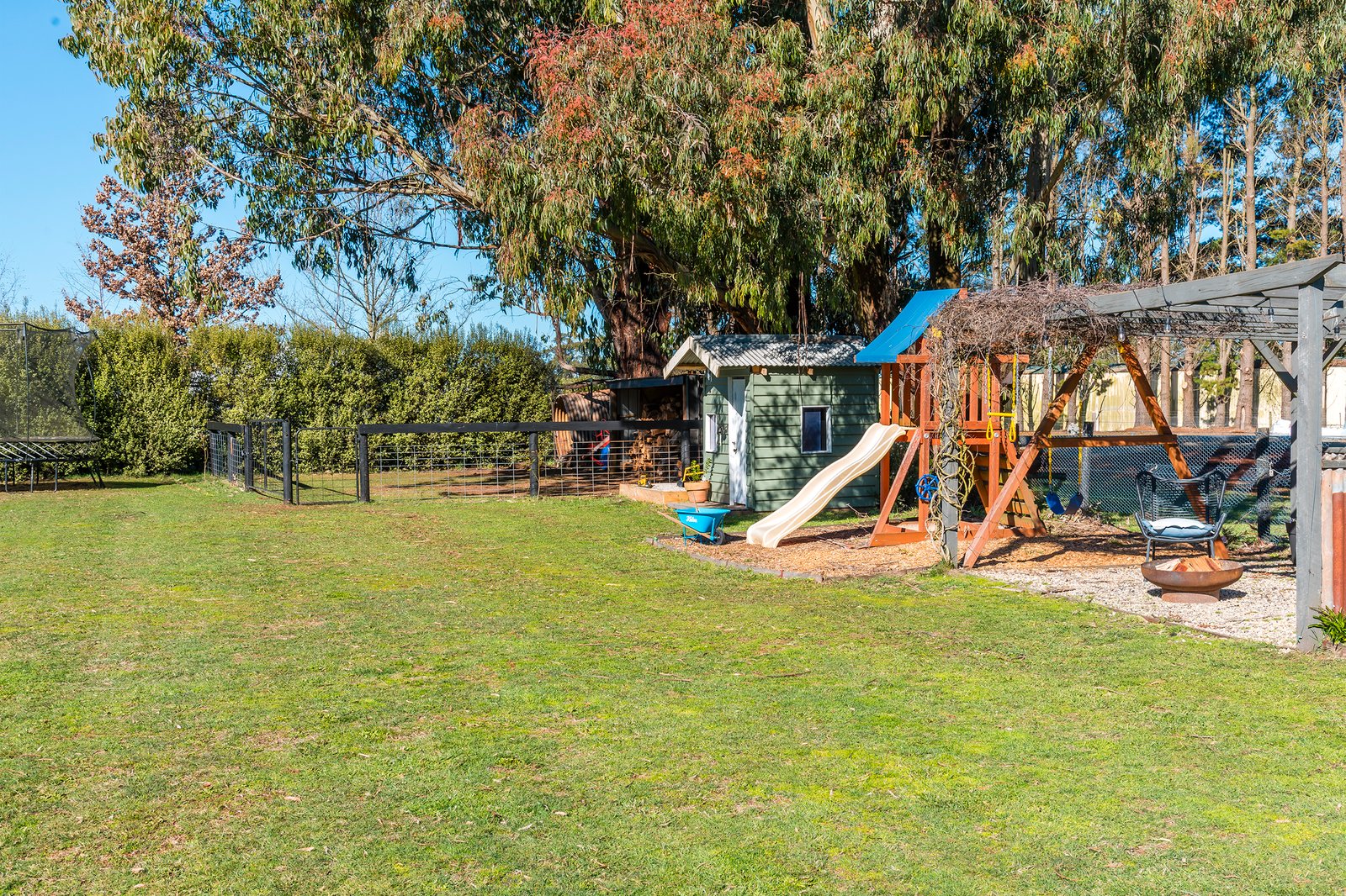 Real Estate and Property in 10 Falls Road, Trentham, VIC