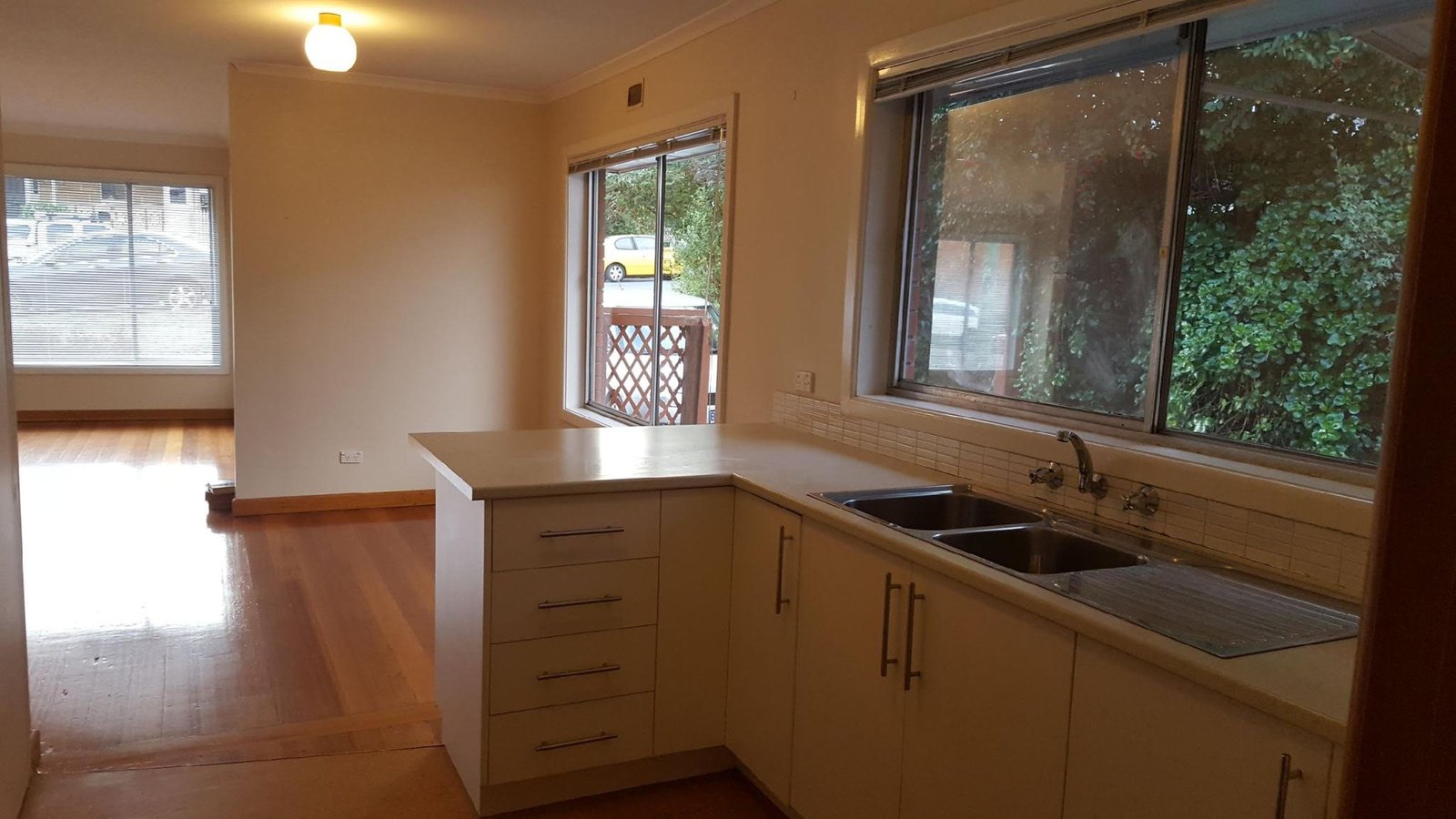 10 Faraday Street WEST HOBART 2