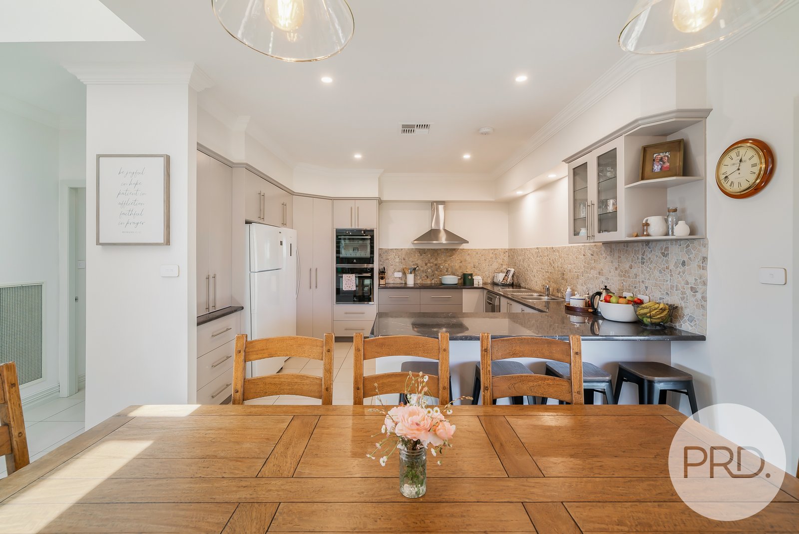 10 Fisher Place LLOYD 6