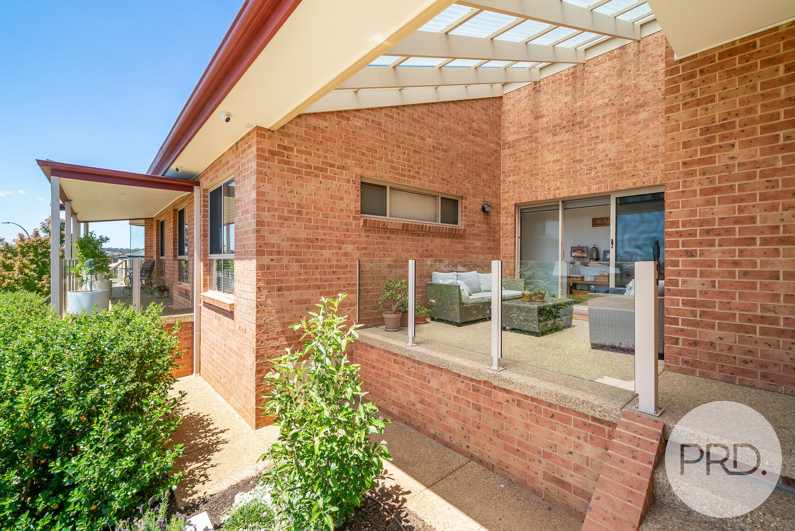 10 Fisher Place LLOYD 17