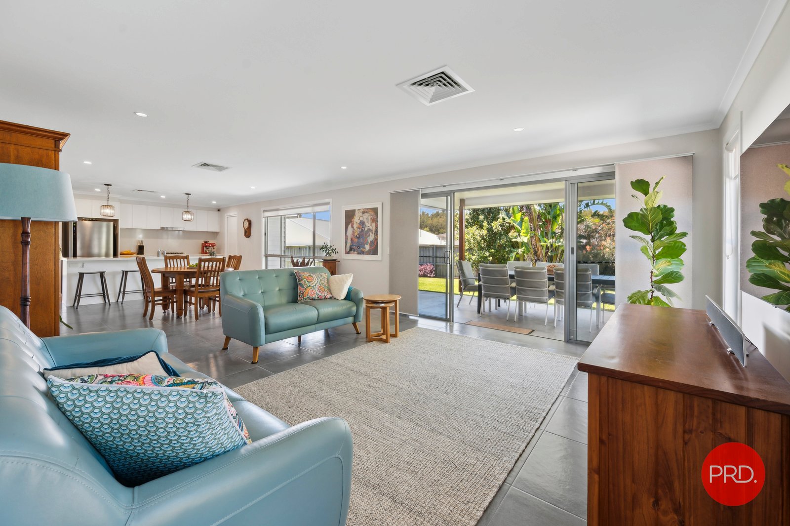 10 Fisher Road SAPPHIRE BEACH 7