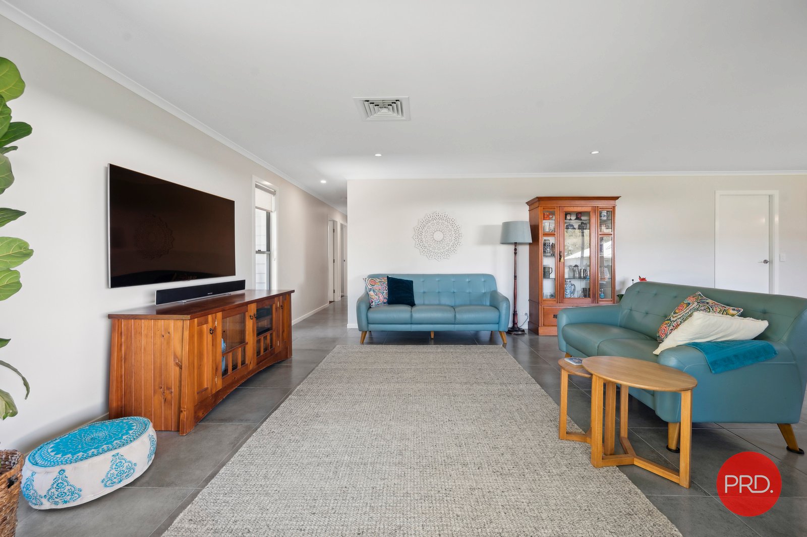 10 Fisher Road SAPPHIRE BEACH 8