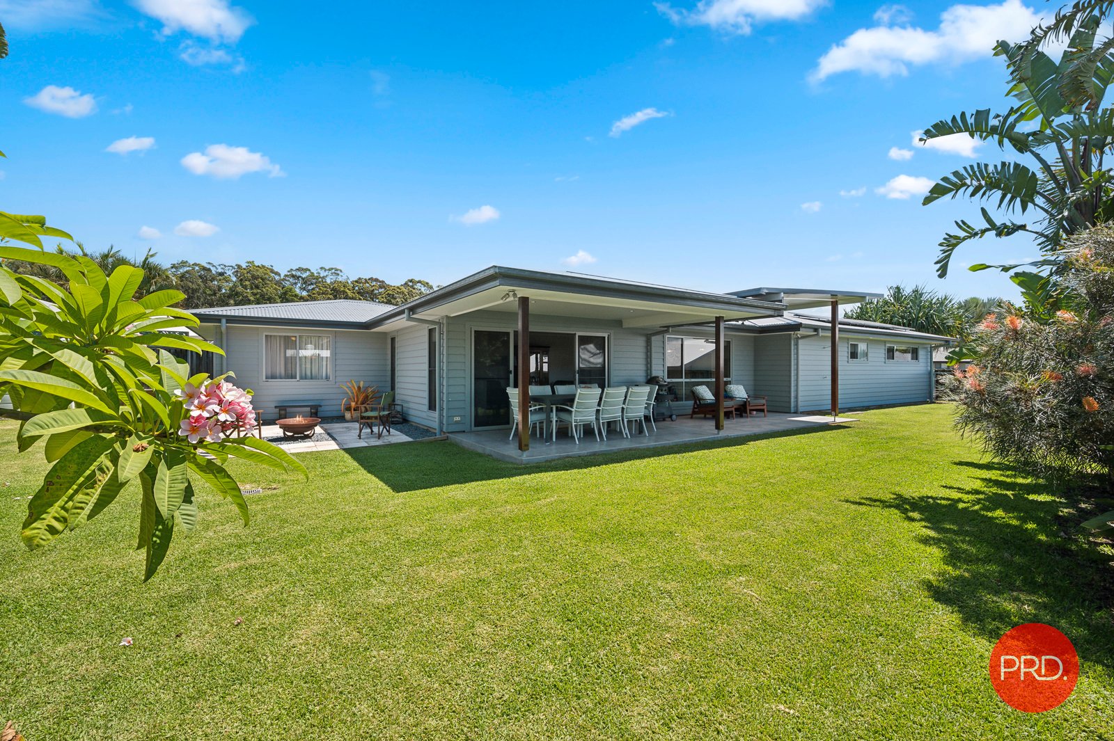 10 Fisher Road SAPPHIRE BEACH 21