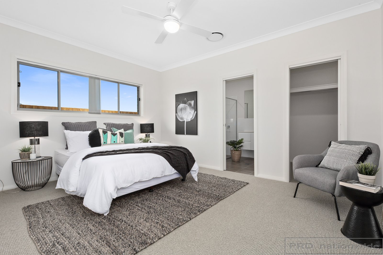 10 Flemming Street THORNTON 4